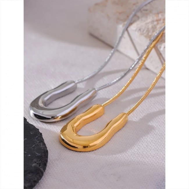 Collar Deneb